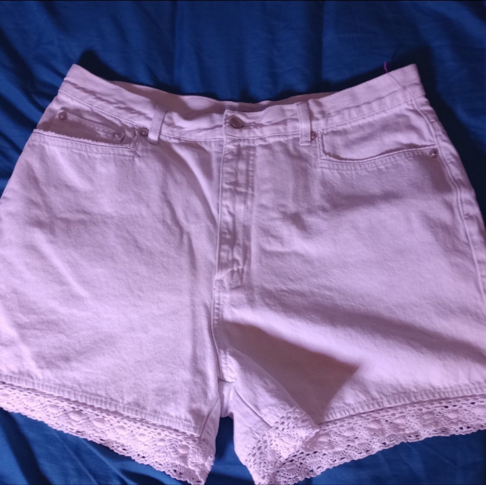 L.A. Blues white denim shorts with crochet trim size medium